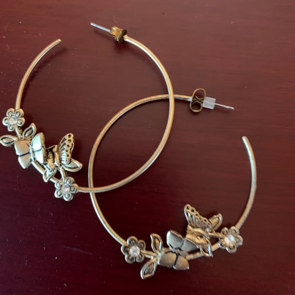 OFFERS! Earrings - Picture 7 of 9